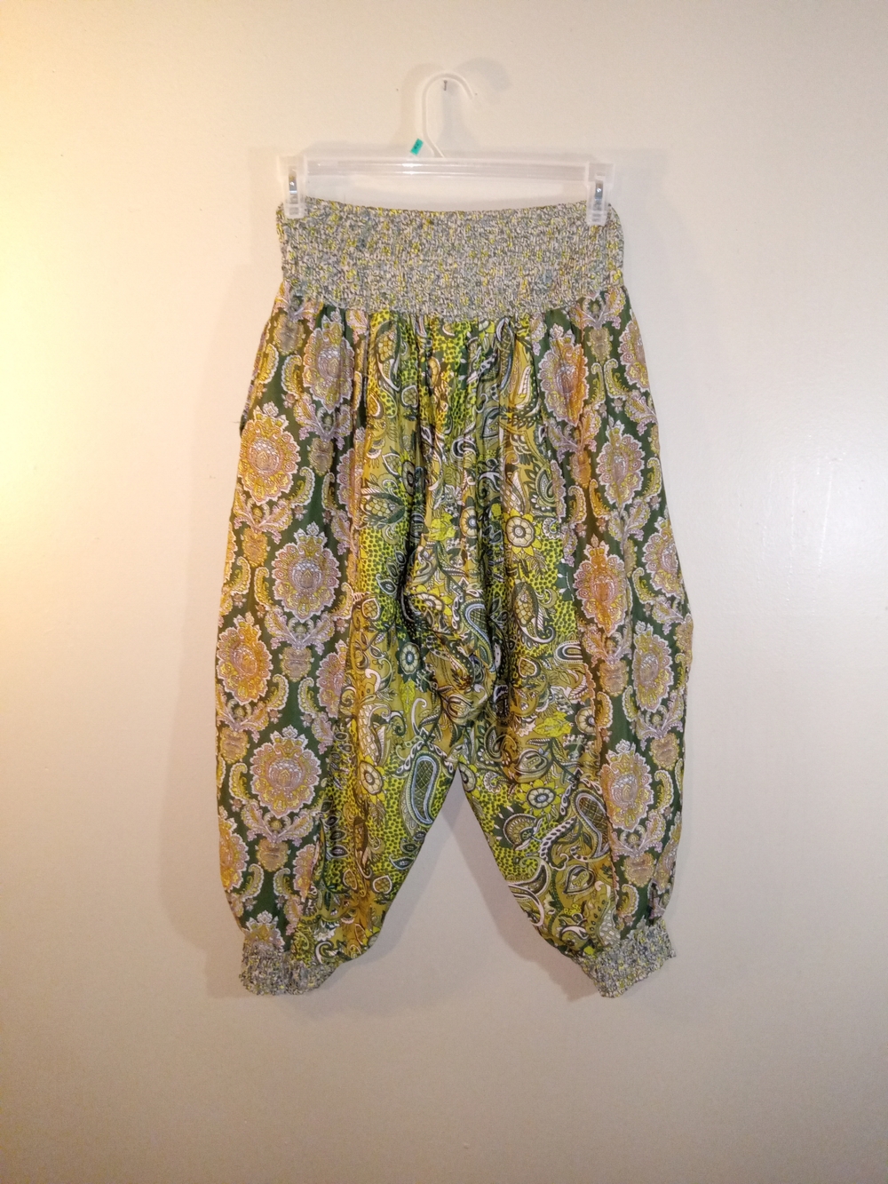 EARTHBOUND Green & Yellow Paisley Smocked Harem Pants